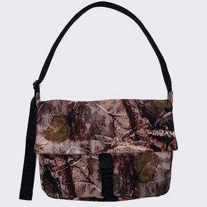 BAGGU Forest Camouflage Messenger Bag